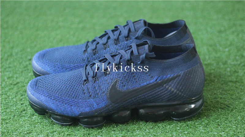 nike vapormax dark blue